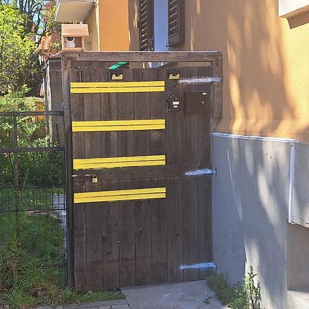 Fiera Bolognina - Komodo - Appartamento Completo Con Giardino E Parcheggio Privato Bologne Extérieur photo