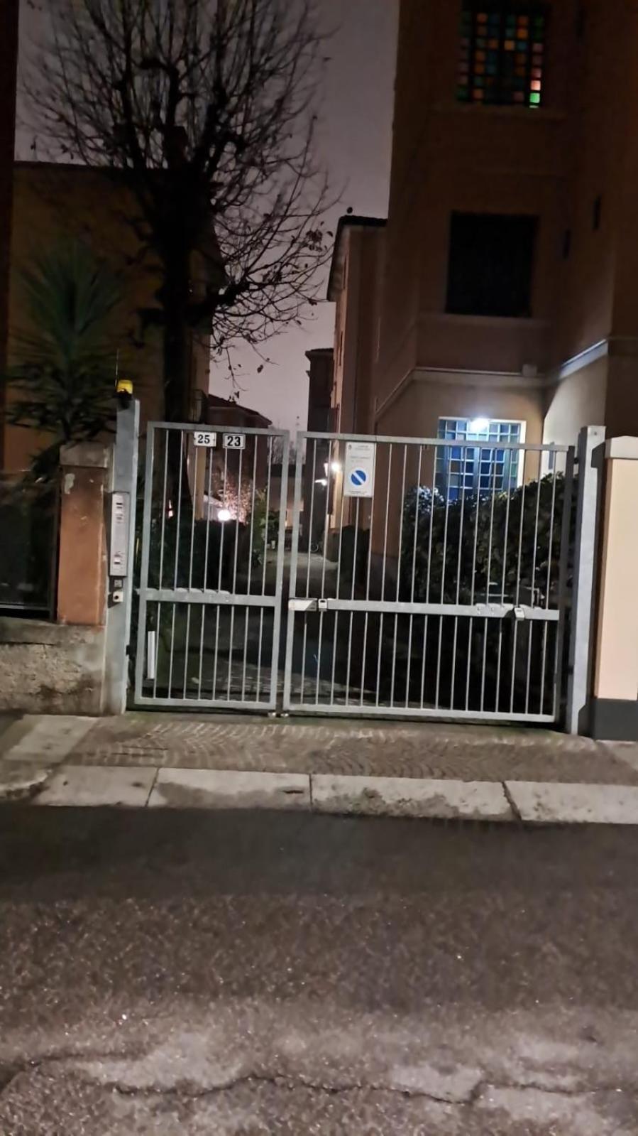 Fiera Bolognina - Komodo - Appartamento Completo Con Giardino E Parcheggio Privato Bologne Extérieur photo